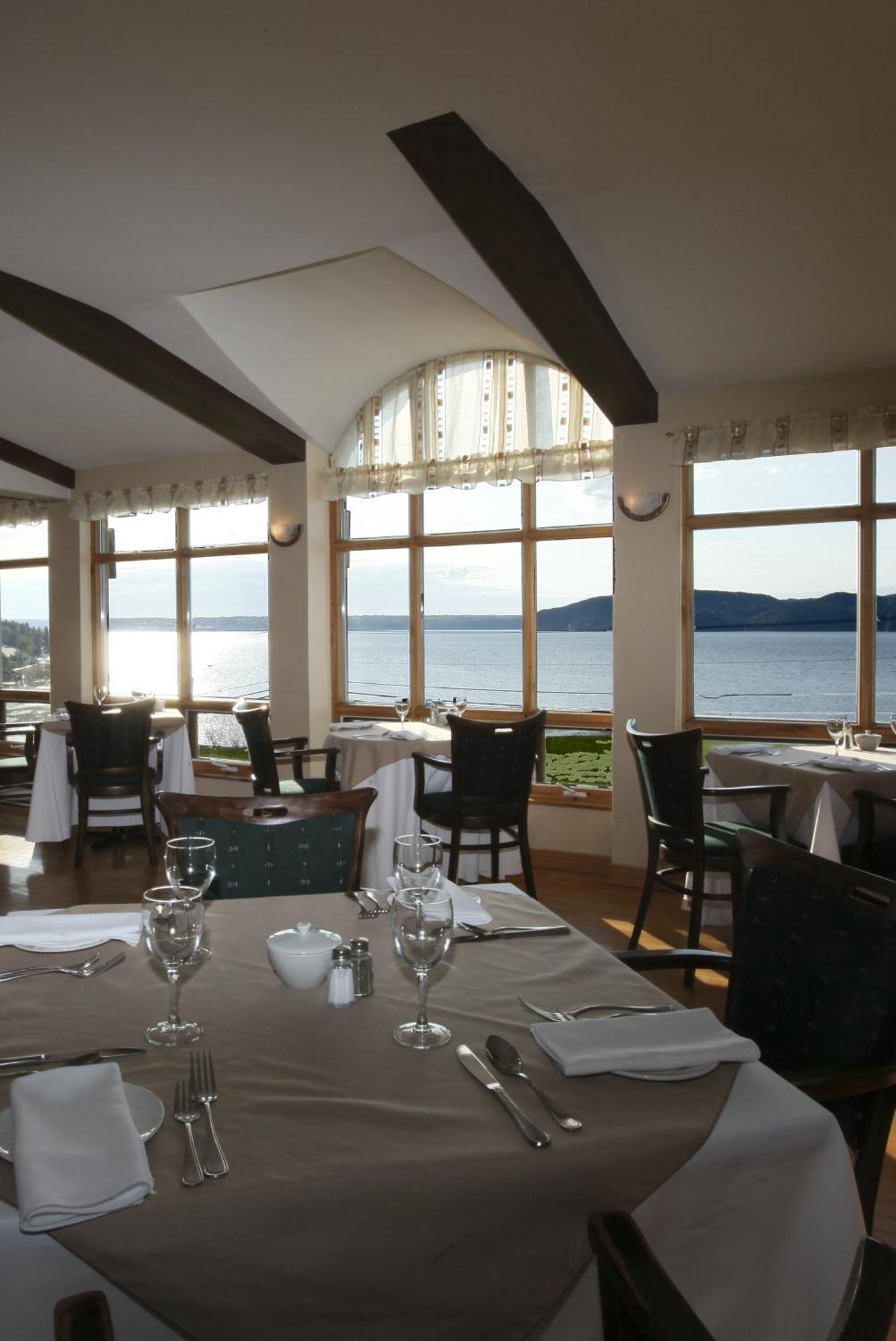 Auberge Des Battures La Baie Exterior photo