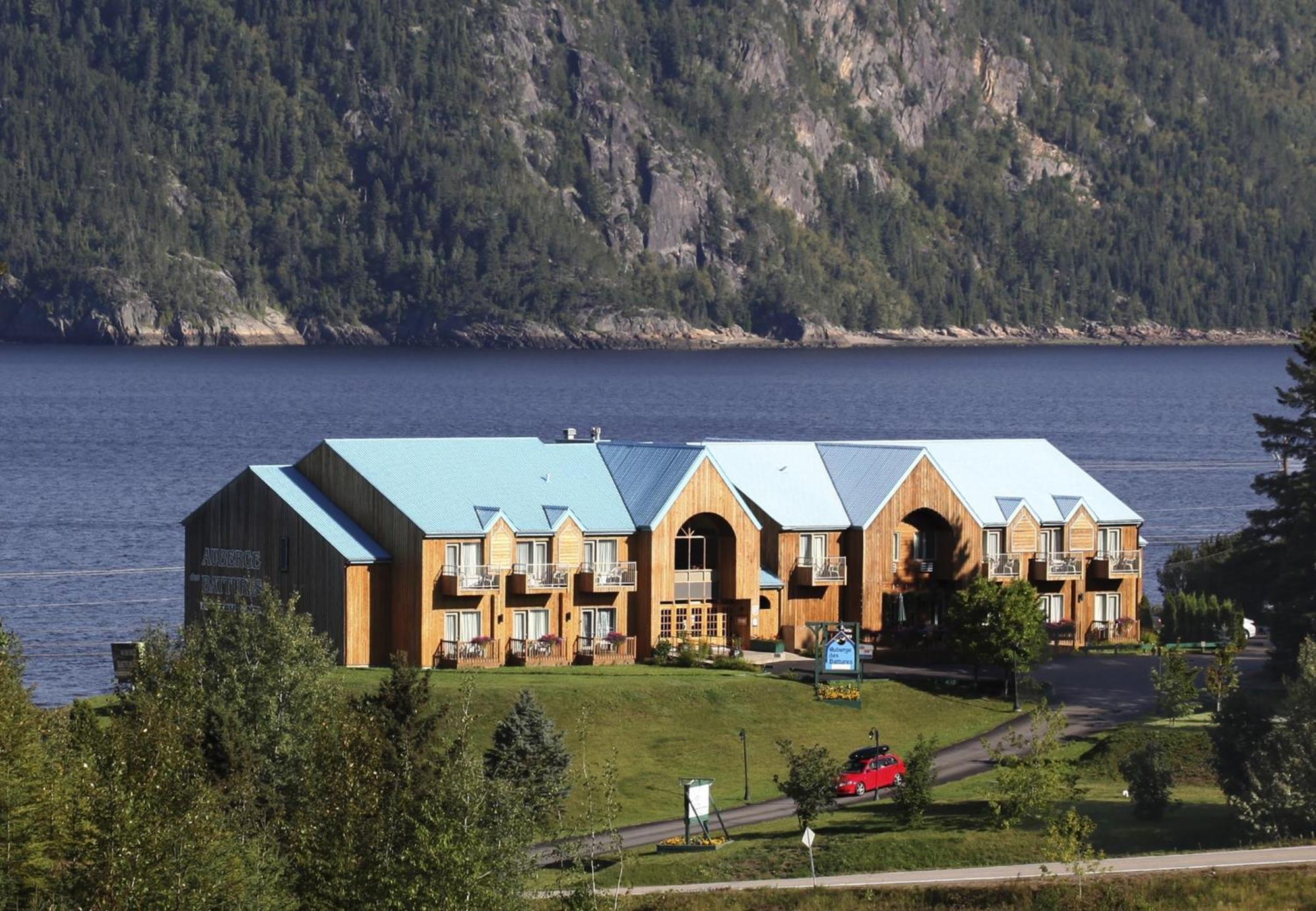 Auberge Des Battures La Baie Exterior photo