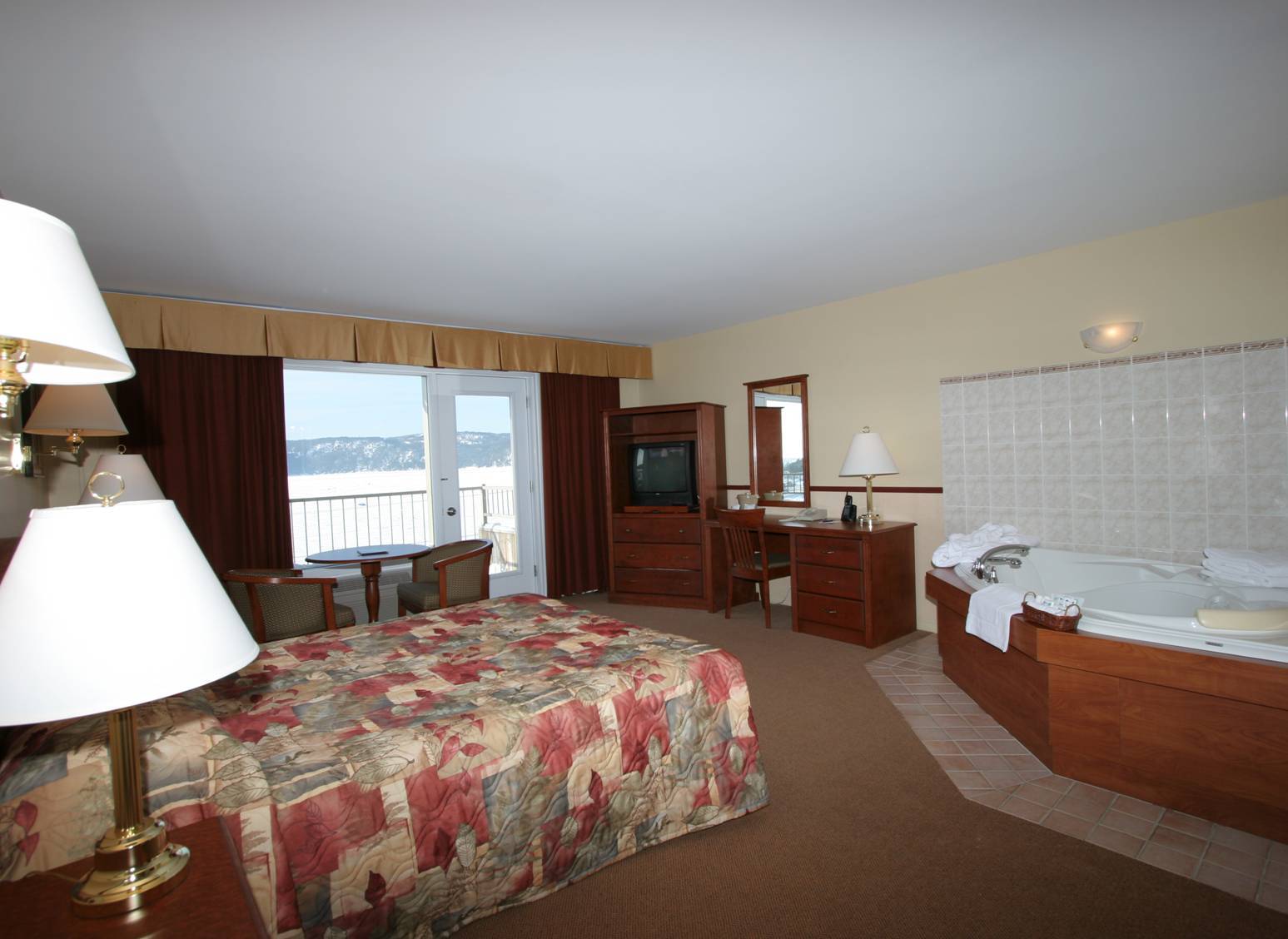 Auberge Des Battures La Baie Exterior photo